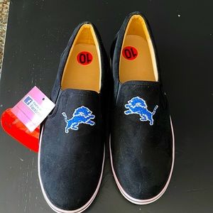 Women’s Lions slip on
